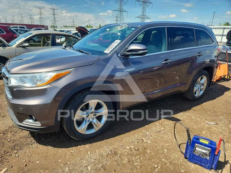2015 Toyota Highlander photo