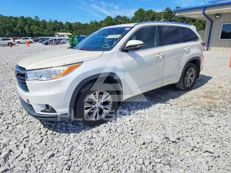 2015 Toyota Highlander фото