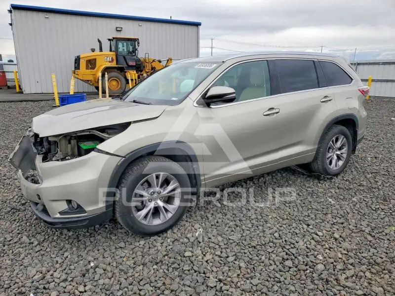 2015 Toyota Highlander фото