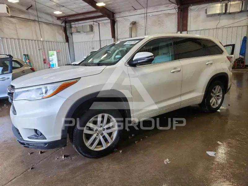 2015 Toyota Highlander photo