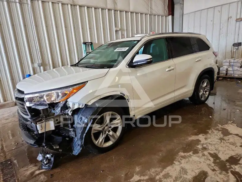 2015 Toyota Highlander photo