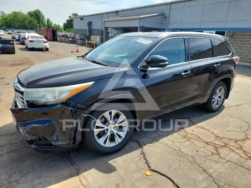 2015 Toyota Highlander фото
