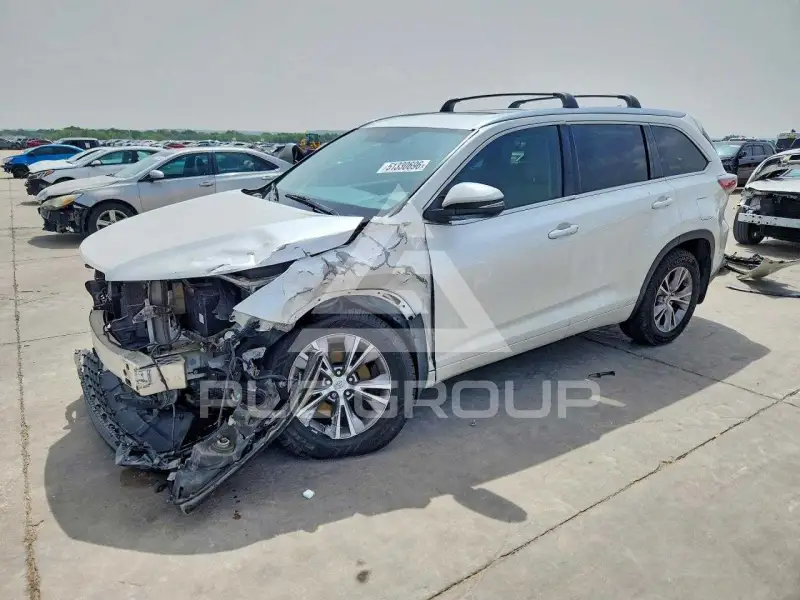 2015 Toyota Highlander фото