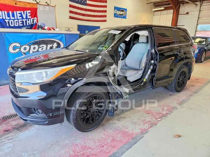 2015 Toyota Highlander фото