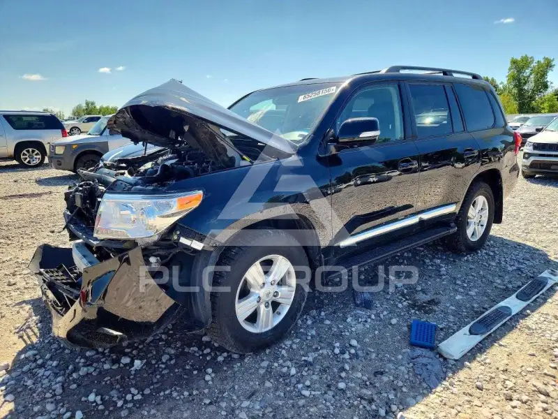 2015 Toyota LAND CRUISER photo