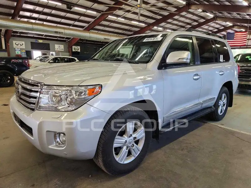 2015 Toyota LAND CRUISER photo