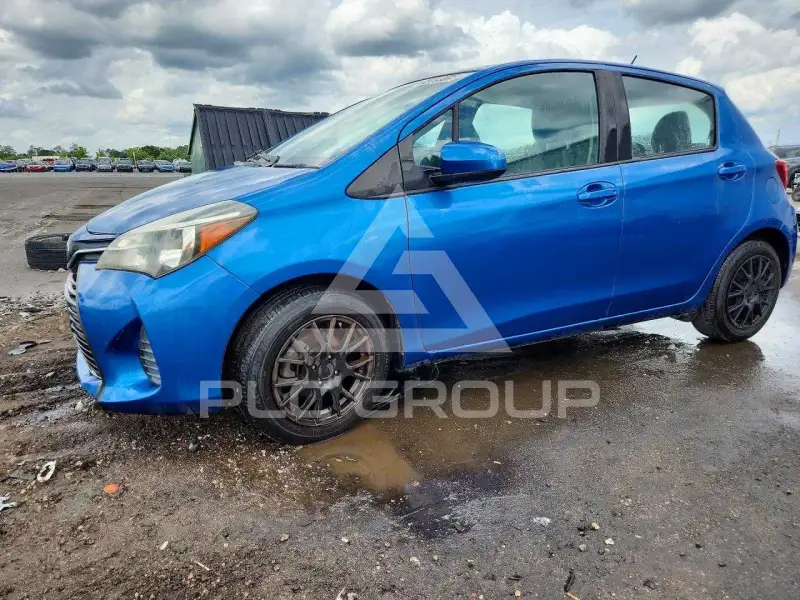 2015 Toyota YARIS фото