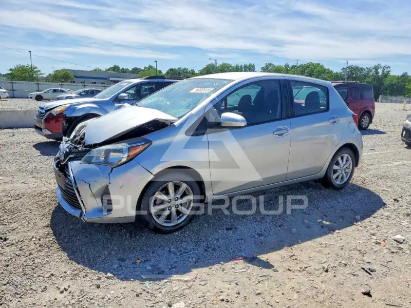 2015 Toyota YARIS photo