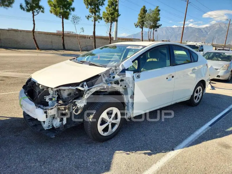 2015 Toyota PRIUS photo