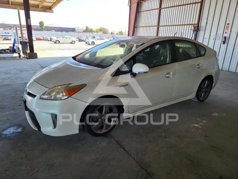 2015 Toyota PRIUS фото