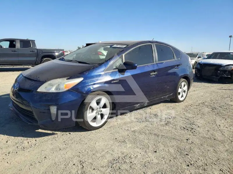 2015 Toyota PRIUS фото
