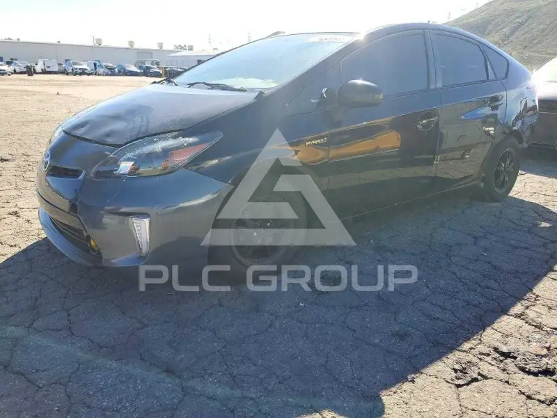 2015 Toyota PRIUS фото