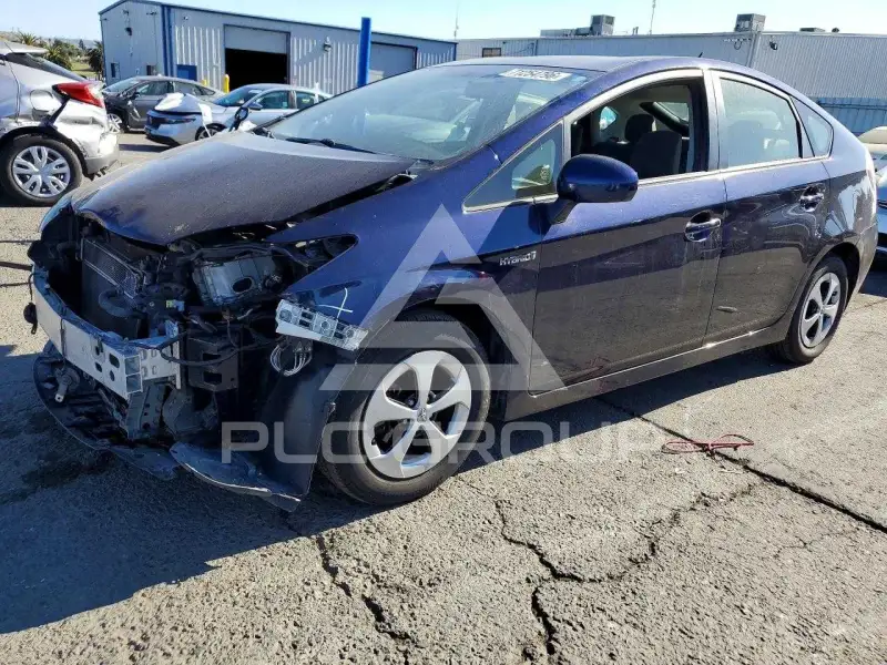 2015 Toyota PRIUS фото