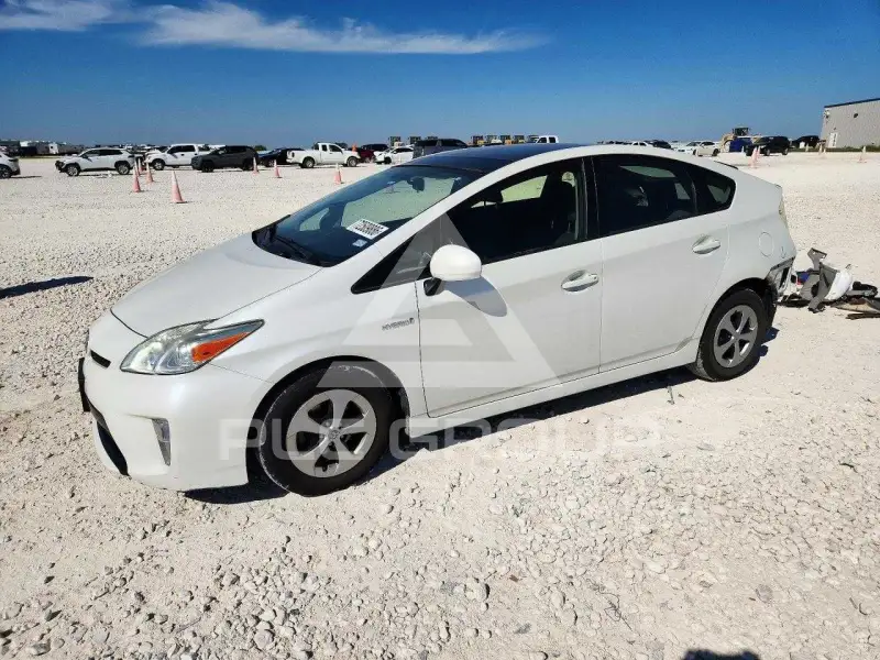 2015 Toyota PRIUS фото