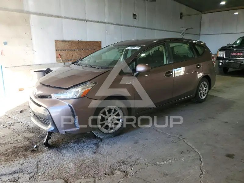 2015 Toyota PRIUS photo
