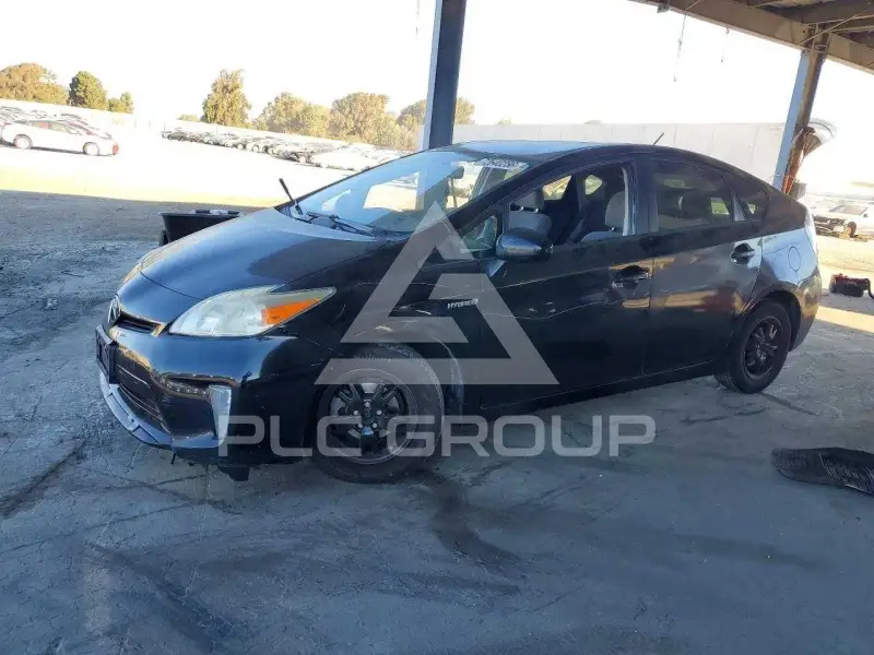 2015 Toyota PRIUS photo