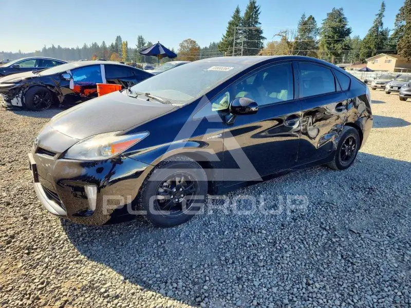2015 Toyota PRIUS фото