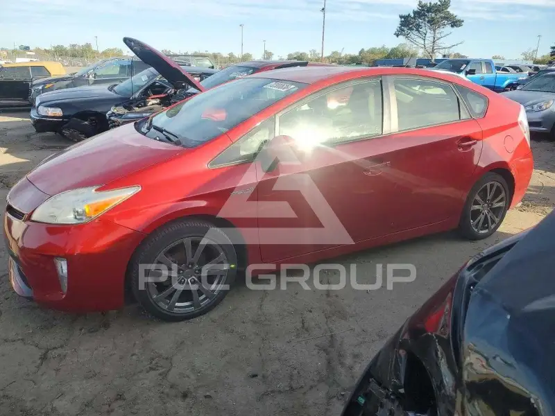 2015 Toyota PRIUS фото