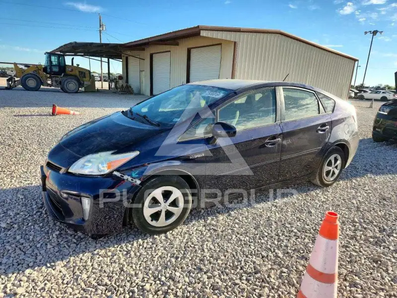 2015 Toyota PRIUS photo