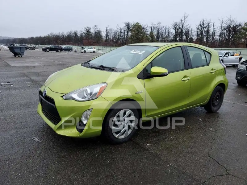 2015 Toyota PRIUS фото
