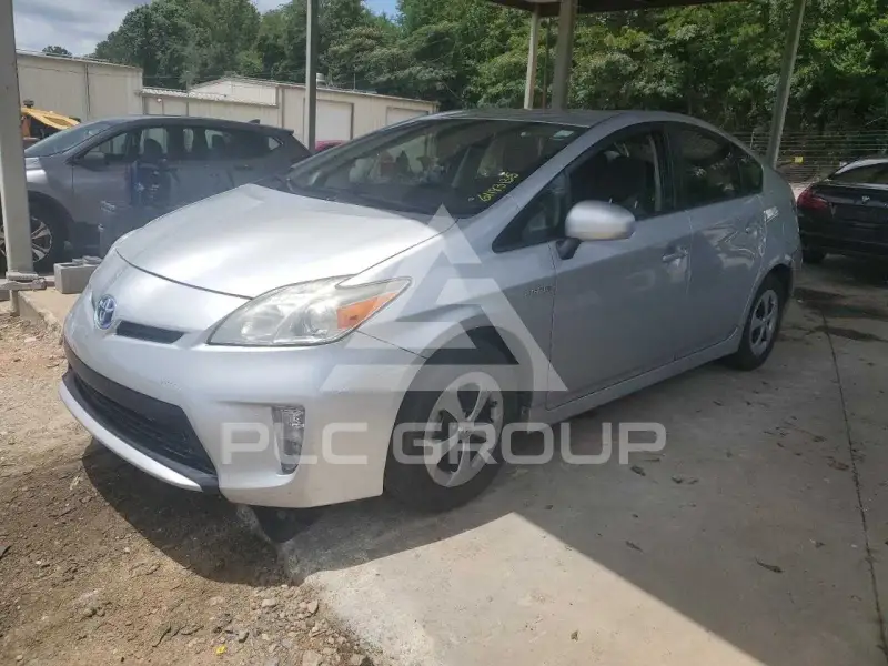 2015 Toyota PRIUS фото