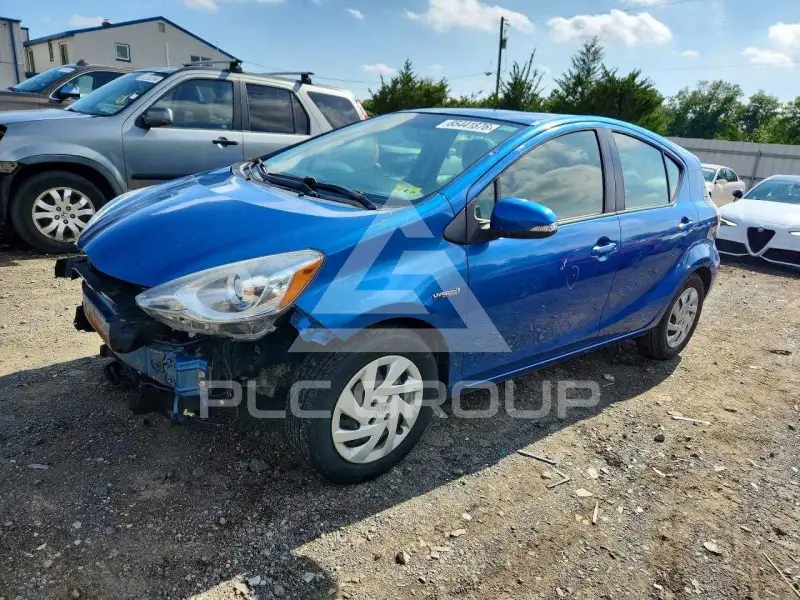 2015 Toyota PRIUS фото