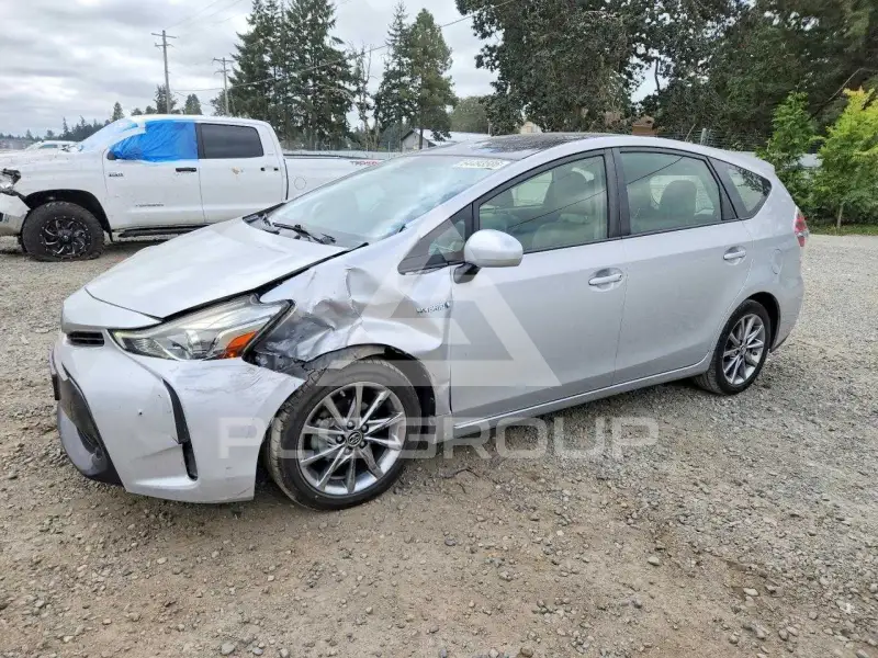 2015 Toyota PRIUS фото