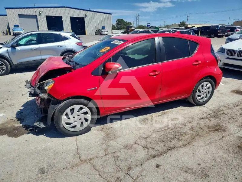 2015 Toyota PRIUS photo