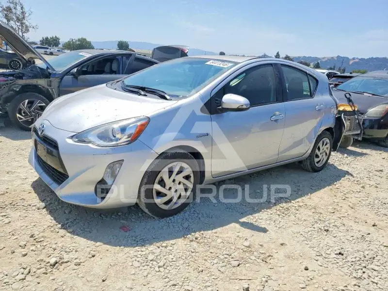2015 Toyota PRIUS photo