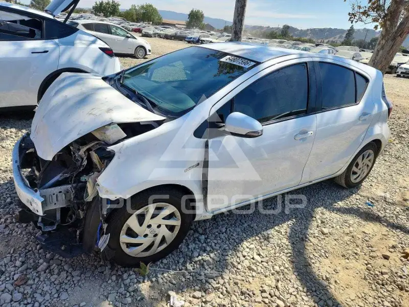 2015 Toyota PRIUS фото