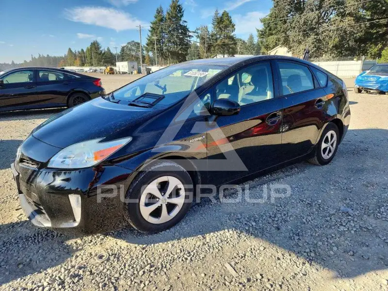2015 Toyota PRIUS photo