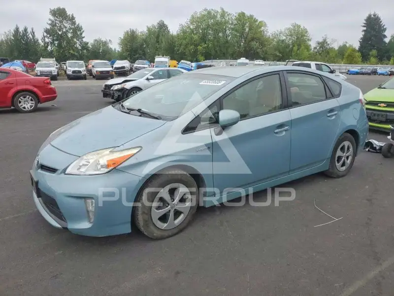 2015 Toyota PRIUS photo
