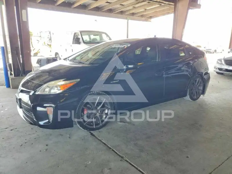 2015 Toyota PRIUS фото