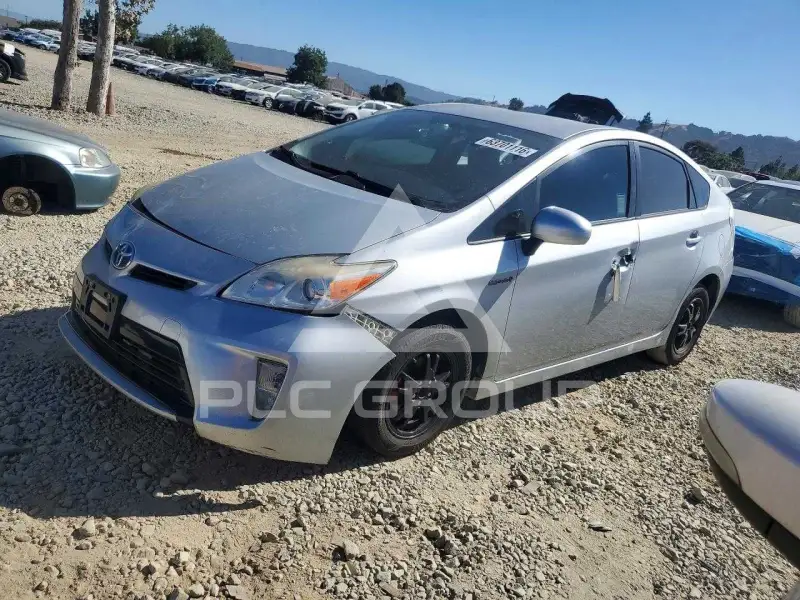 2015 Toyota PRIUS фото