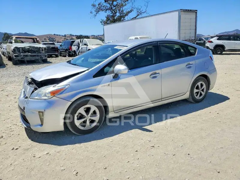 2015 Toyota PRIUS фото
