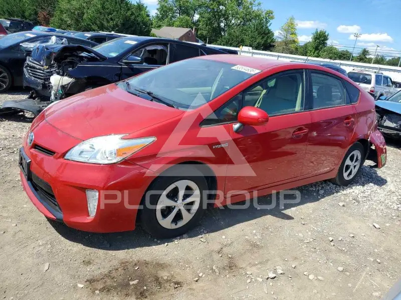 2015 Toyota PRIUS фото