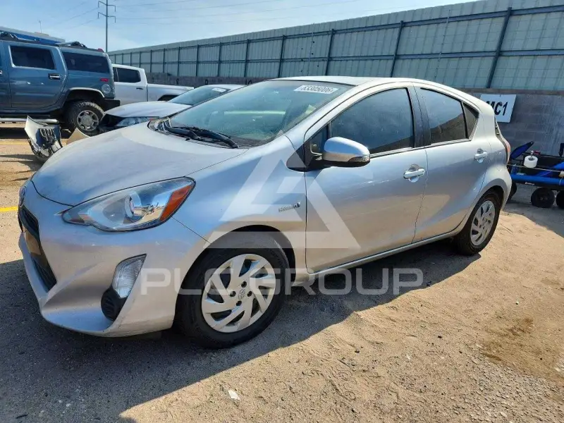 2015 Toyota PRIUS фото
