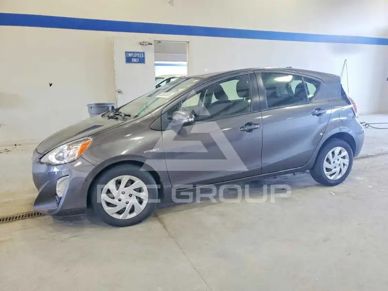2015 Toyota PRIUS фото