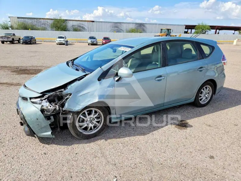 2015 Toyota PRIUS фото