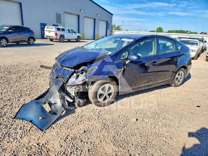 2015 Toyota PRIUS фото