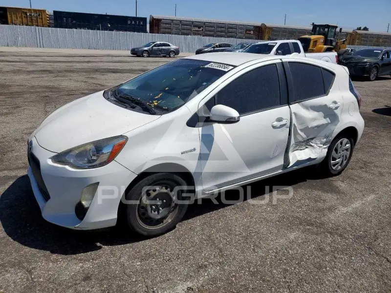 2015 Toyota PRIUS фото