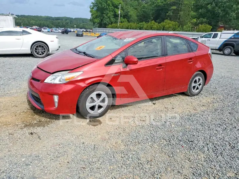 2015 Toyota PRIUS photo