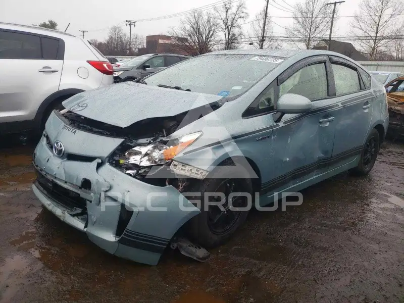 2015 Toyota PRIUS фото