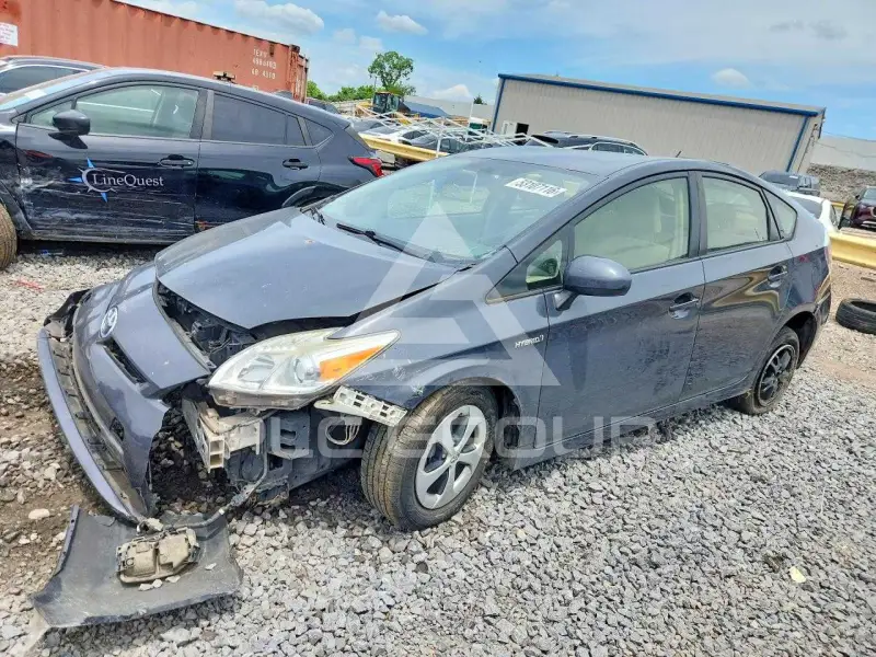2015 Toyota PRIUS фото