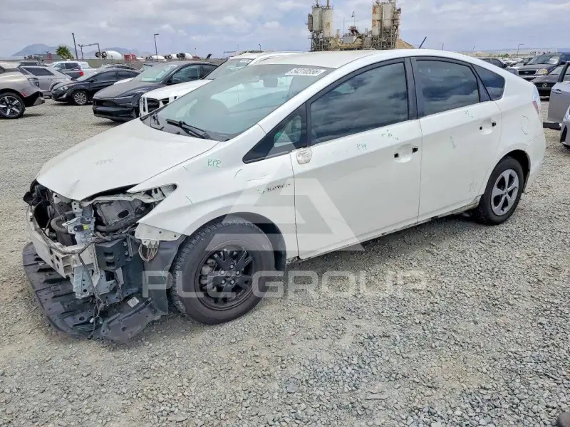 2015 Toyota PRIUS фото