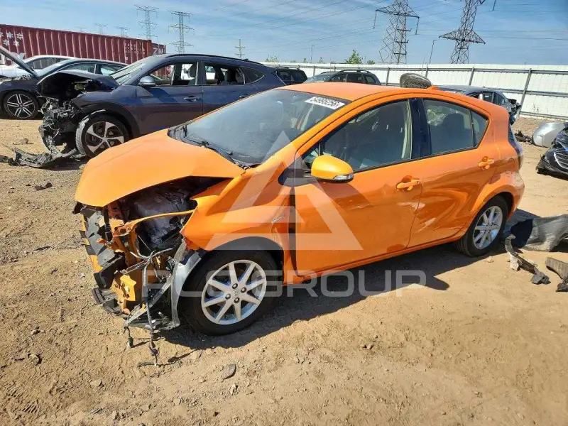2015 Toyota PRIUS фото