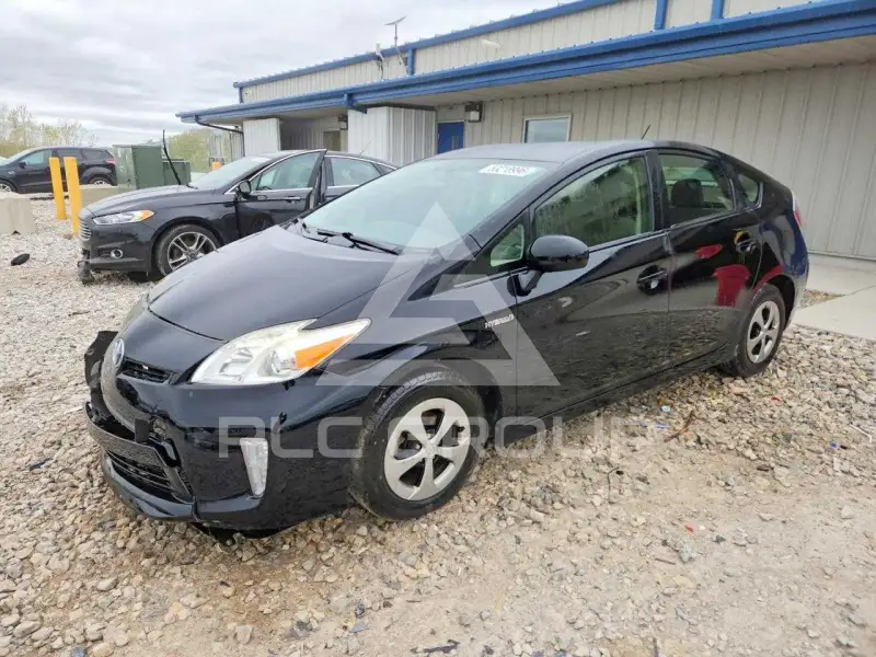 2015 Toyota PRIUS фото