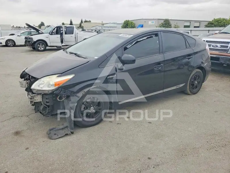 2015 Toyota PRIUS фото