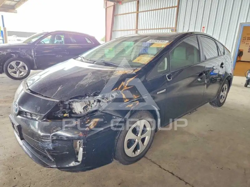 2015 Toyota PRIUS фото
