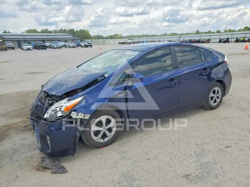 2015 Toyota PRIUS фото
